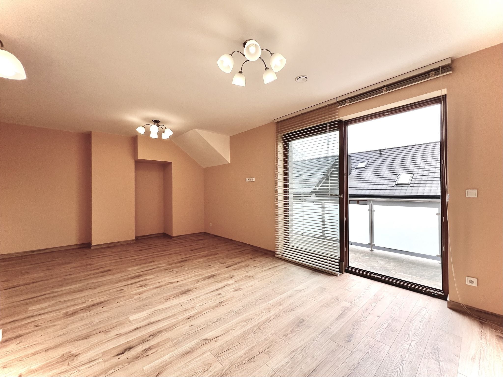 KOMFORTOWY DOM DLA RODZINY | OGRÓD | TARAS 40 M² | 15 MIN DO KRAKOWA