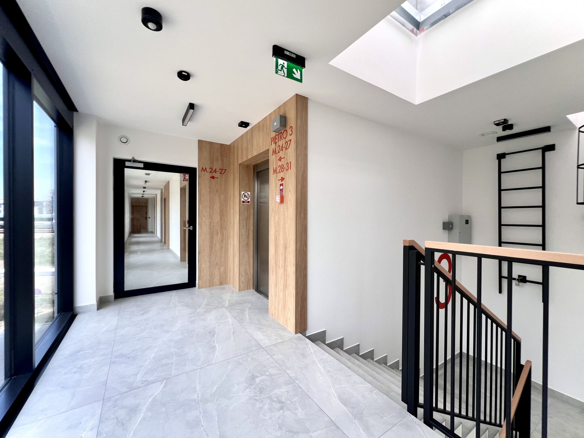 2-POKOJOWE MIESZKANIE 42 m² – BALKON – PODGÓRZE / ZABŁOCIE – TOP LOKALIZACJA