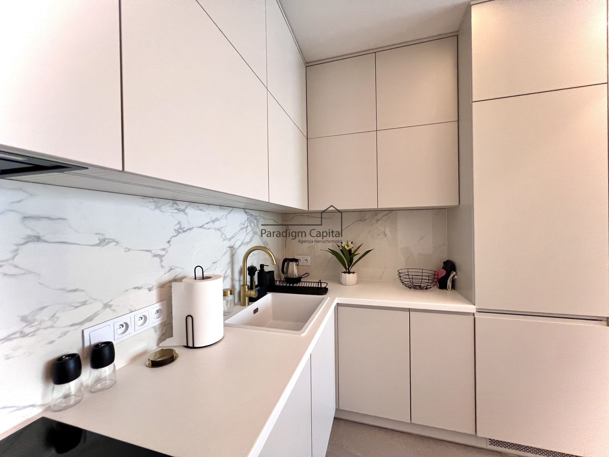 PIERWSZY NAJEM – 2 POKOJE, KLIMATYZACJA, DUŻY TARAS – CIESZYŃSKA 9, KROWODRZA