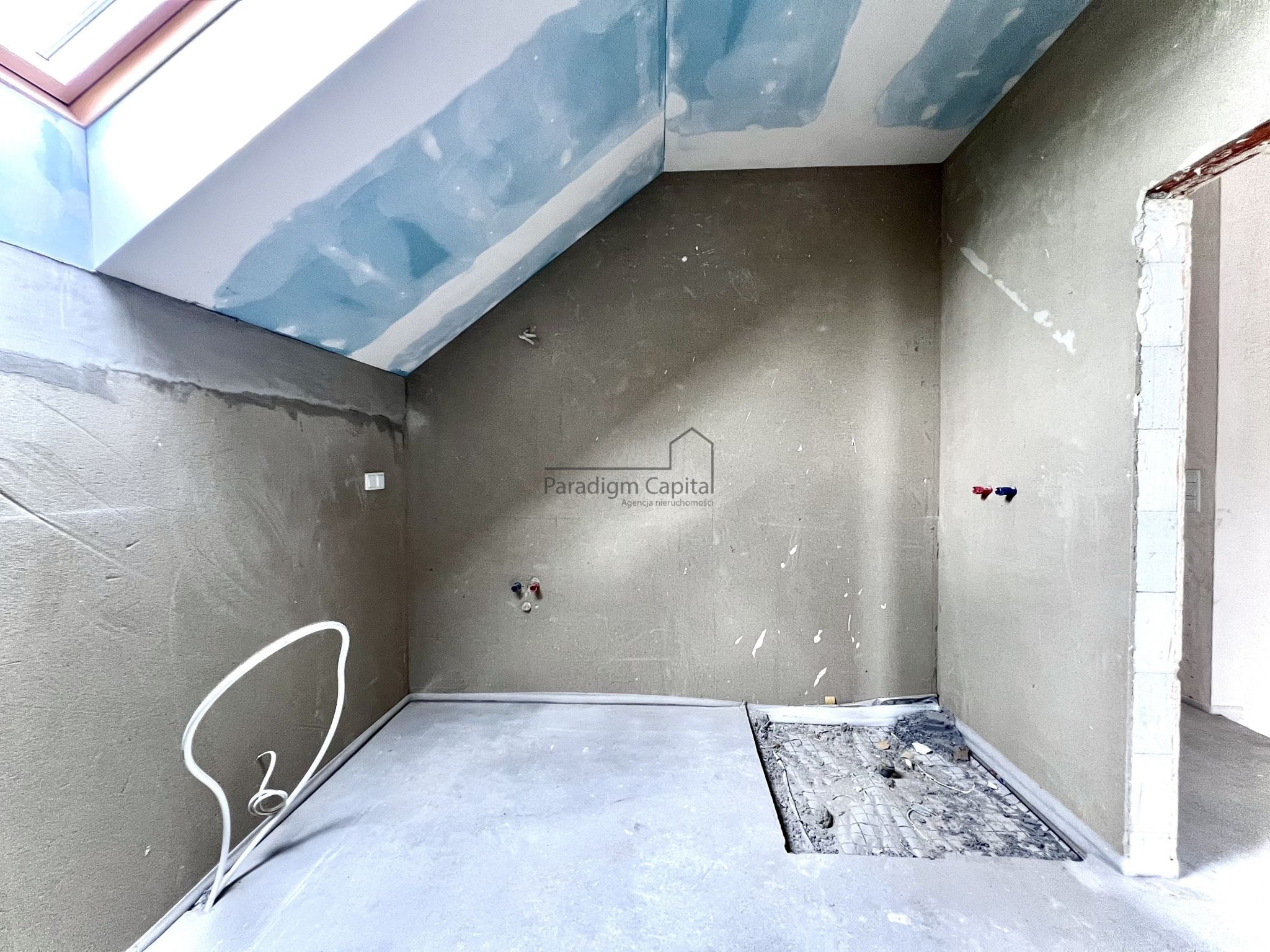 Ostatni Dom Wolnostojący 140 m² – Mników, Blisko Krakowa