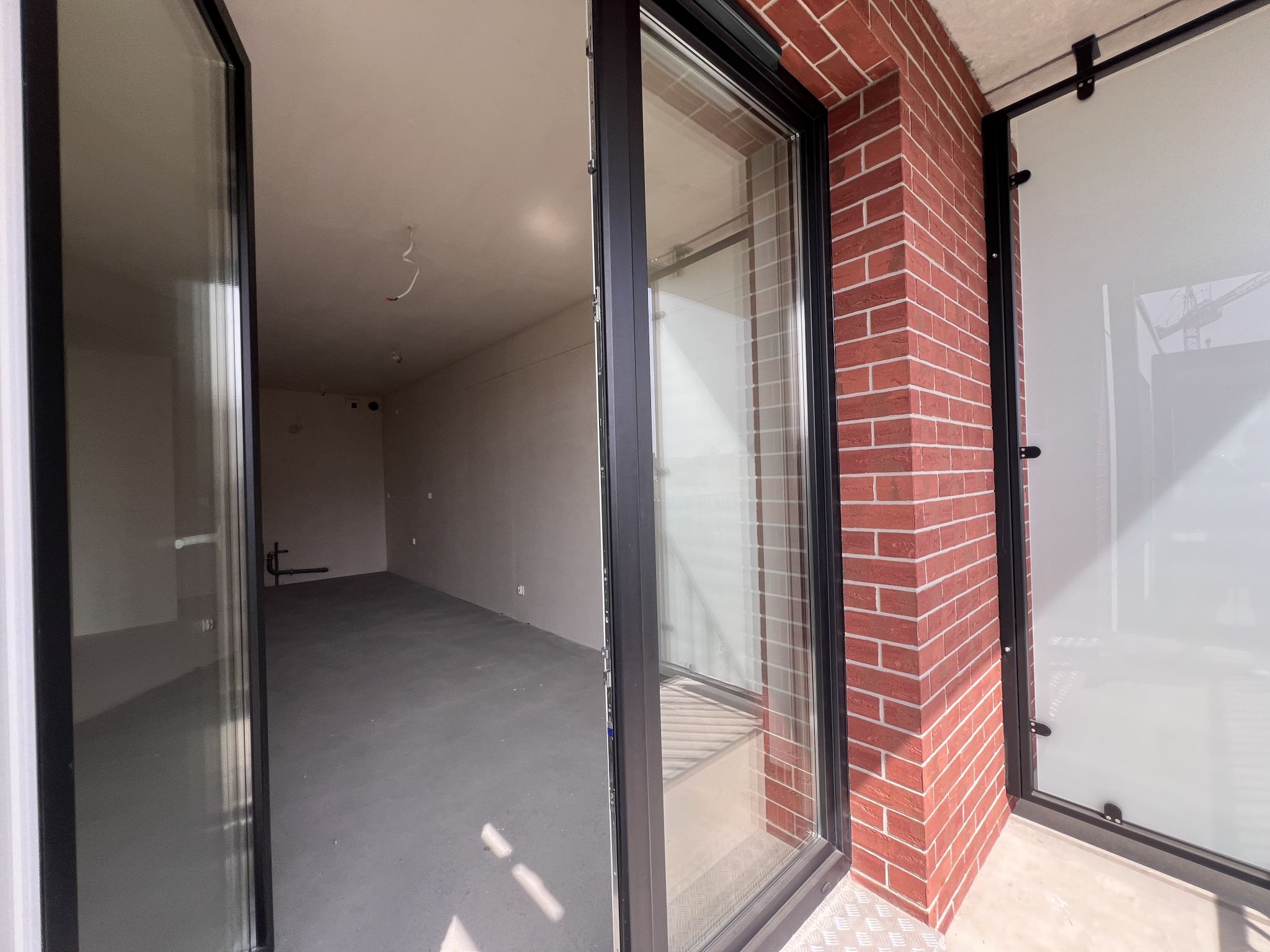 2-POKOJOWE MIESZKANIE 42 m² – BALKON – PODGÓRZE / ZABŁOCIE – TOP LOKALIZACJA