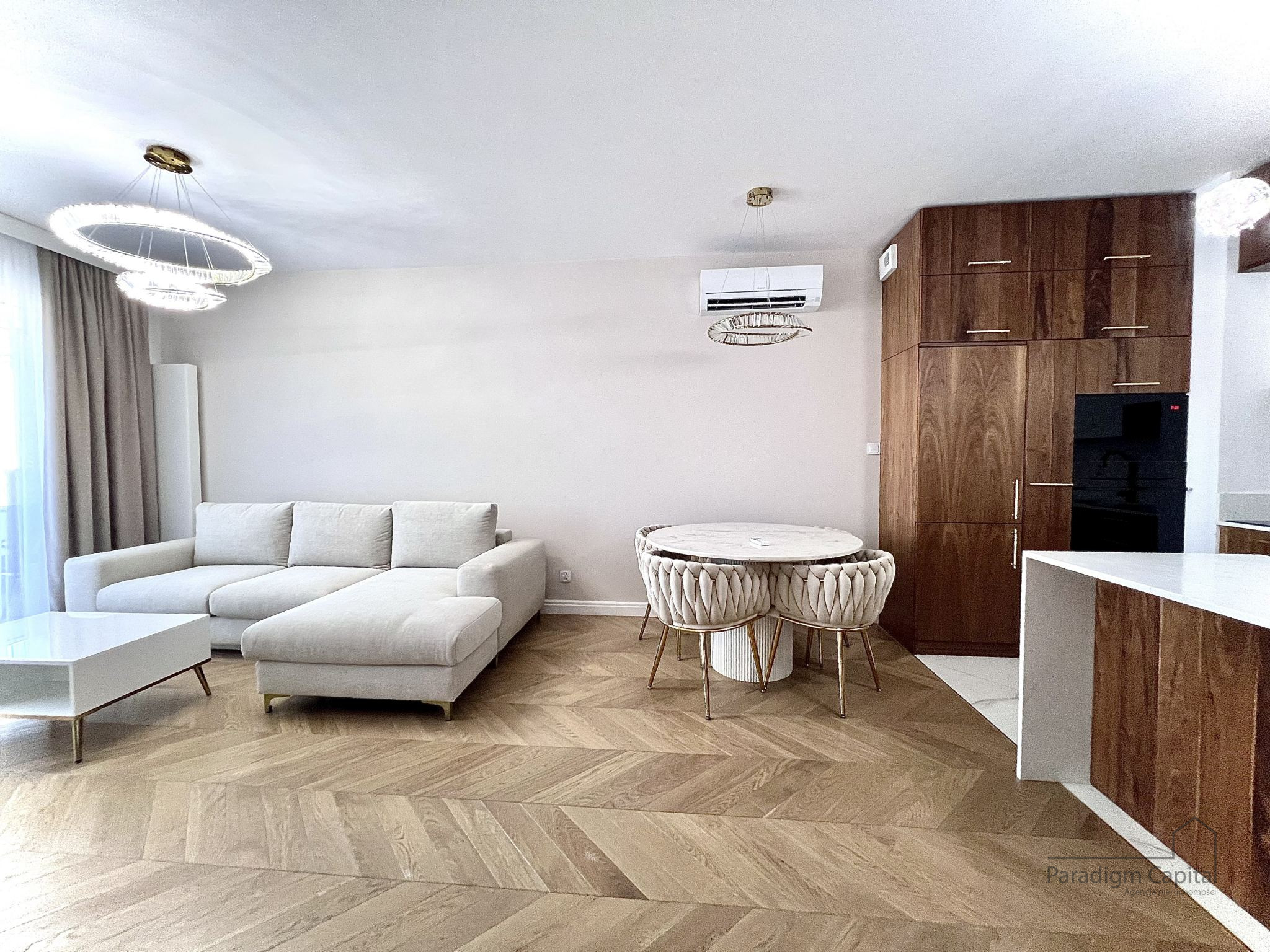 Nowe 2-pokojowe mieszkanie 53 m² z klimatyzacją i garażem