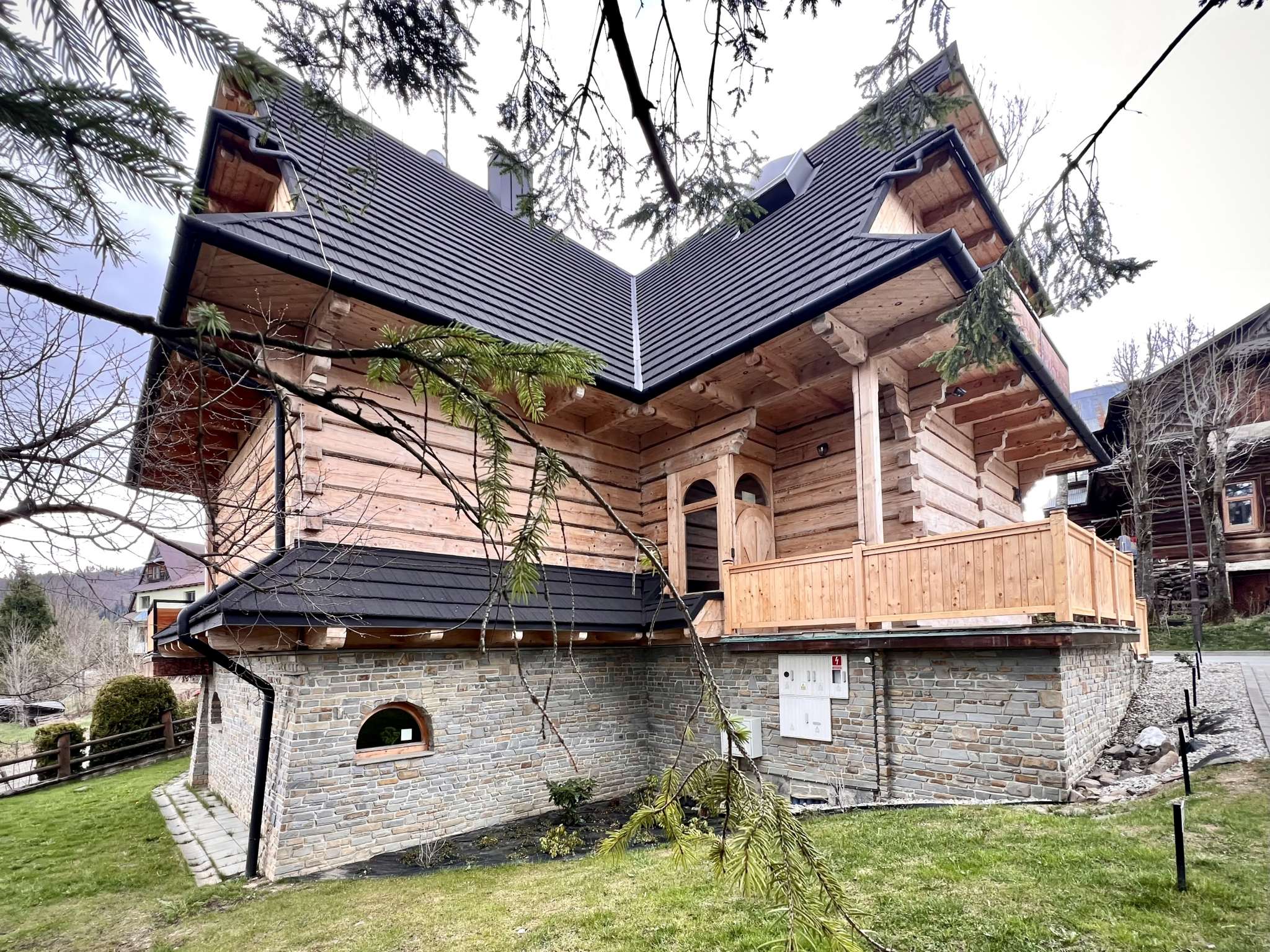 APARTAMENT PREMIUM | WIDOK NA TATRY | OGRÓD 30 M² | KOŚCIELISKO