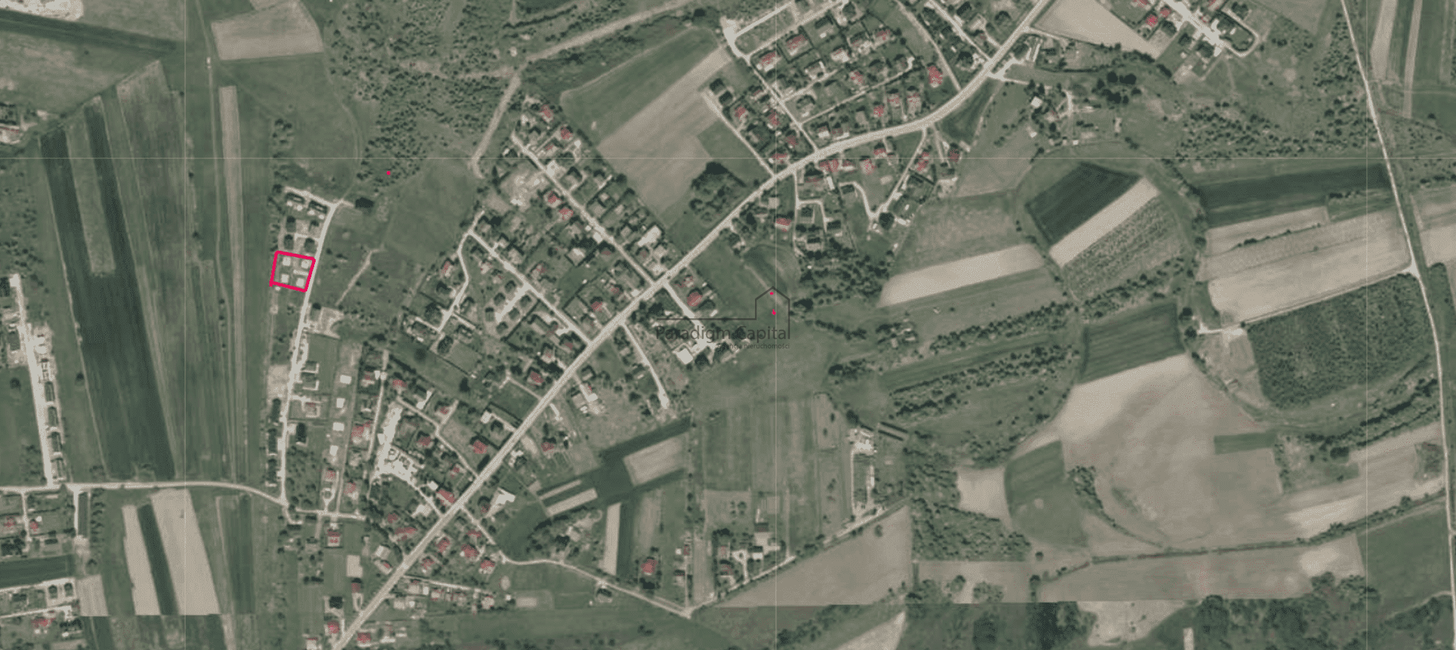 Działka inwestycyjna 18 arów, 4 fundamenty – przy granicy Krakowa