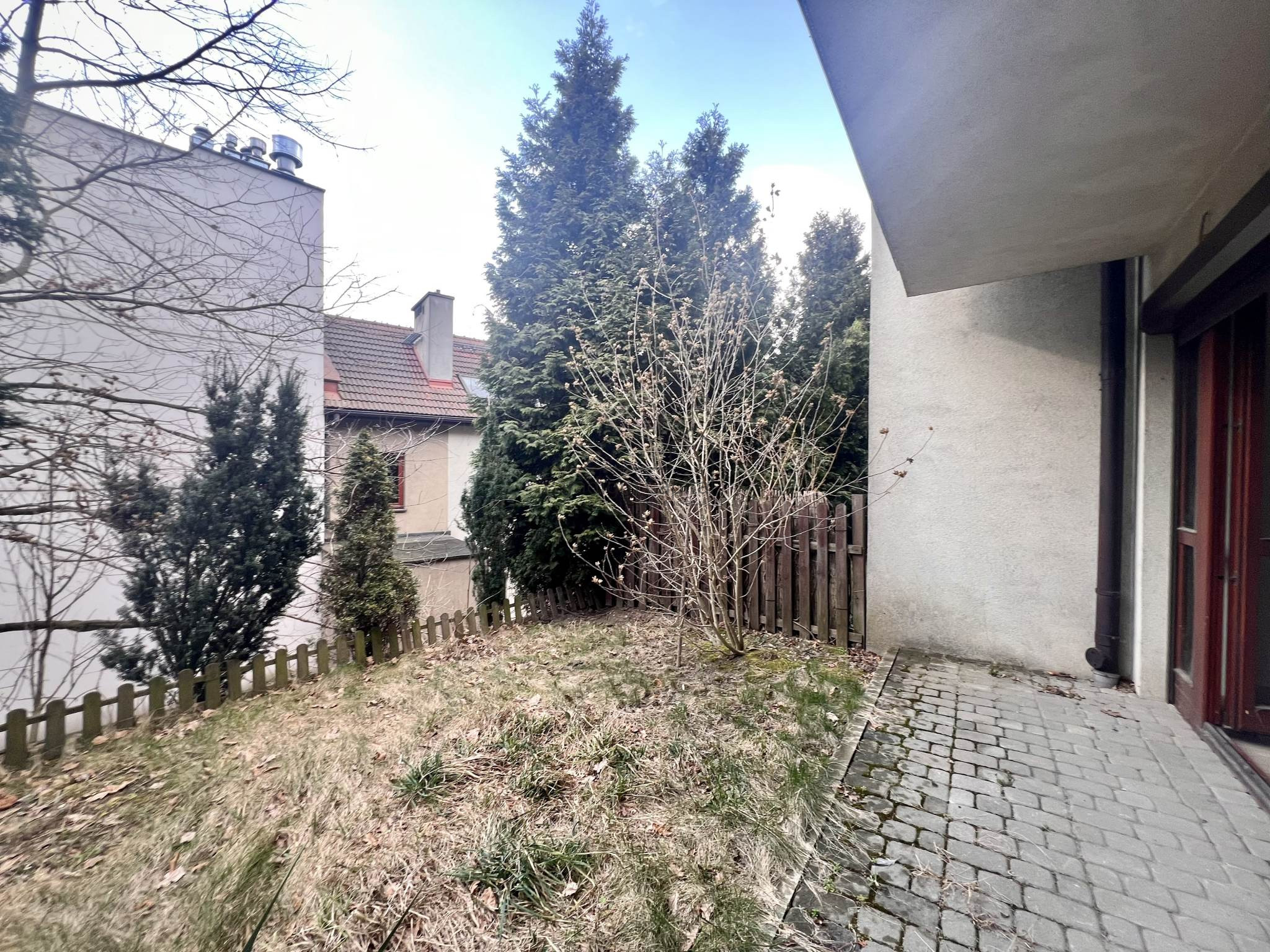 Dom 125 m² na wynajem – Kraków Podgórze – garaż, ogródek