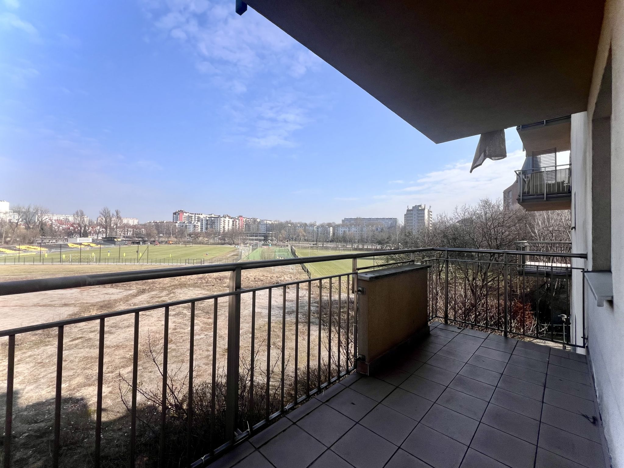 3-POKOJOWE MIESZKANIE 74 m² – ŚLICZNA, KRAKÓW – 2 TARASY, GARAŻ, WINDA