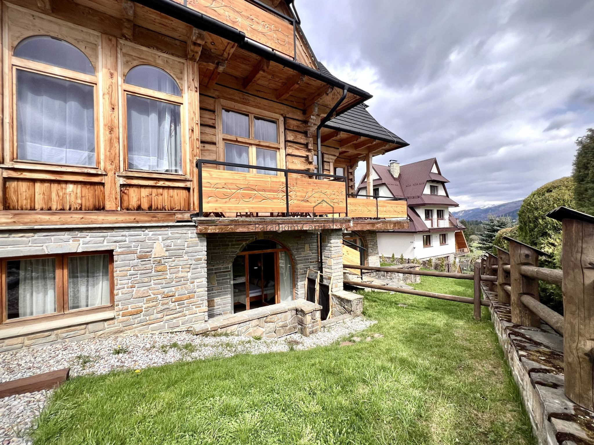 APARTAMENT PREMIUM | WIDOK NA TATRY | OGRÓD 30 M² | KOŚCIELISKO