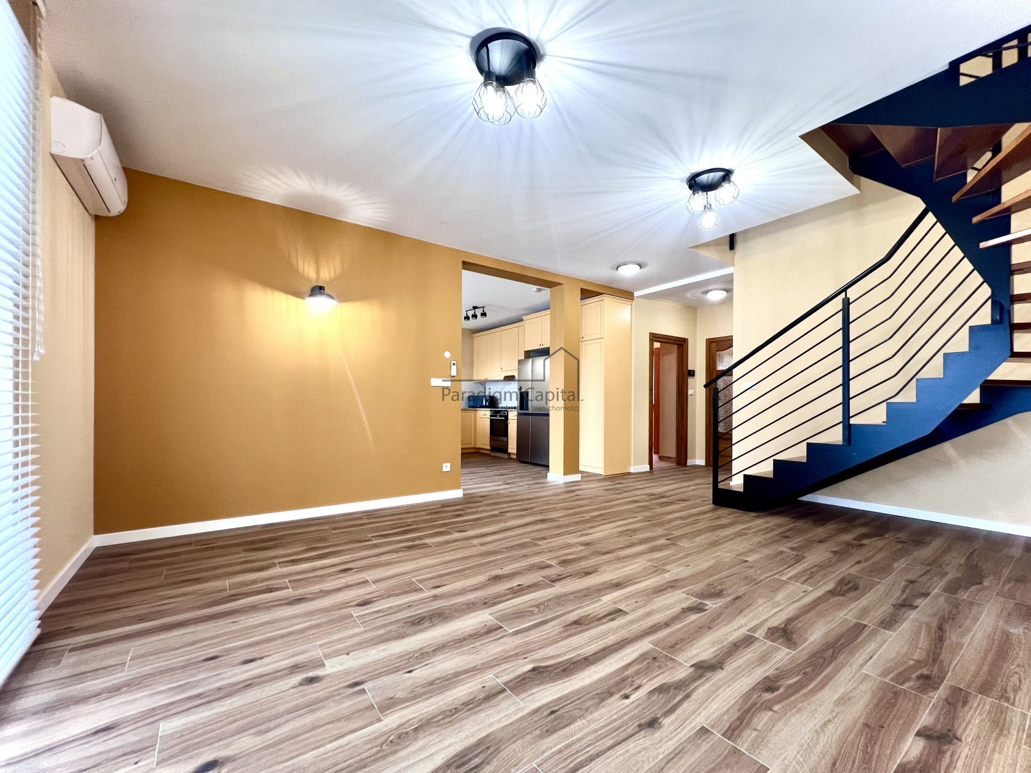 KOMFORTOWY DOM DLA RODZINY | OGRÓD + TARAS 40 m² | 15 MIN DO KRAKOWA | GARAŻ