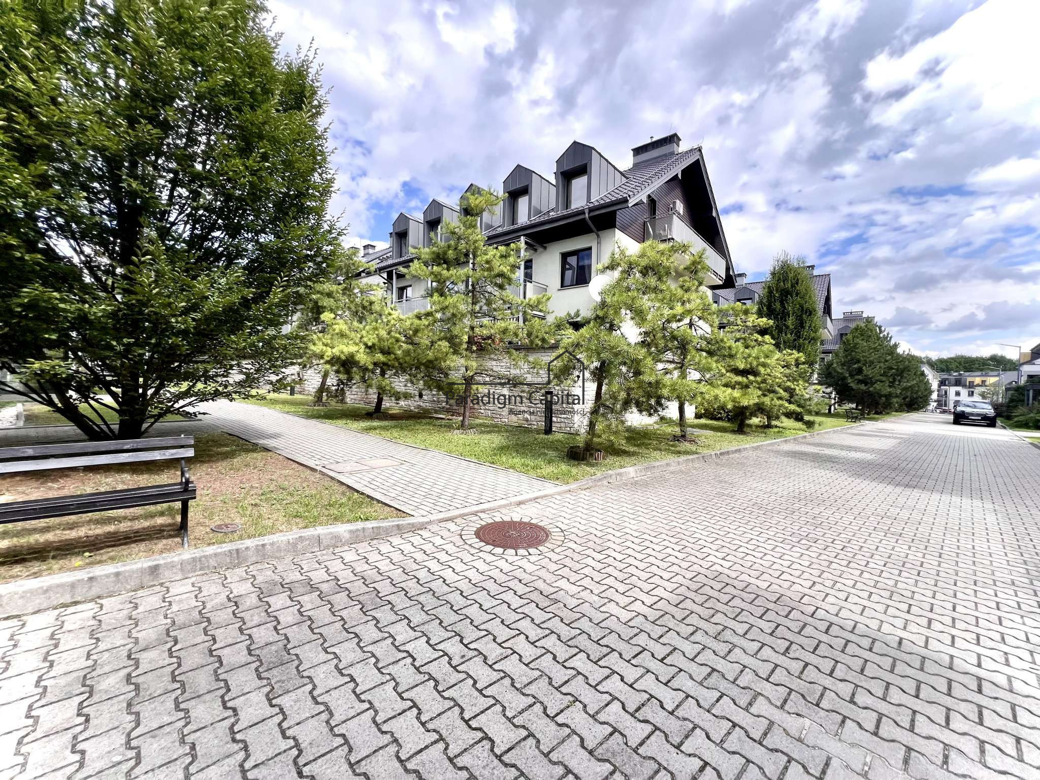 Wyjątkowe, kameralne mieszkanie z balkonem 10 m² – Kraków, zieleń, cisza