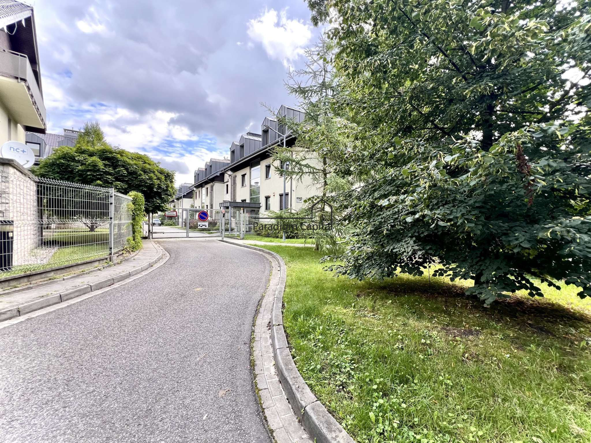 KAMERALNE 2 POKOJE | BALKON 10 m² | GARAŻ | ZIELEŃ I CISZA