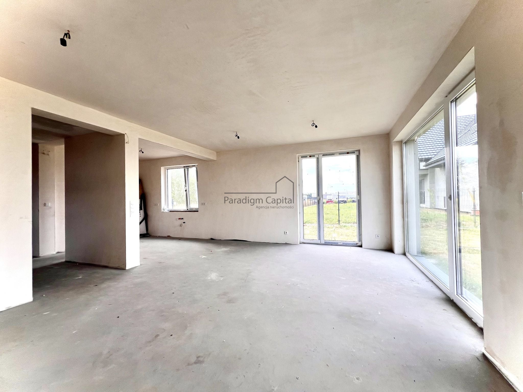 Ostatni Dom Wolnostojący 140 m² – Mników, Blisko Krakowa