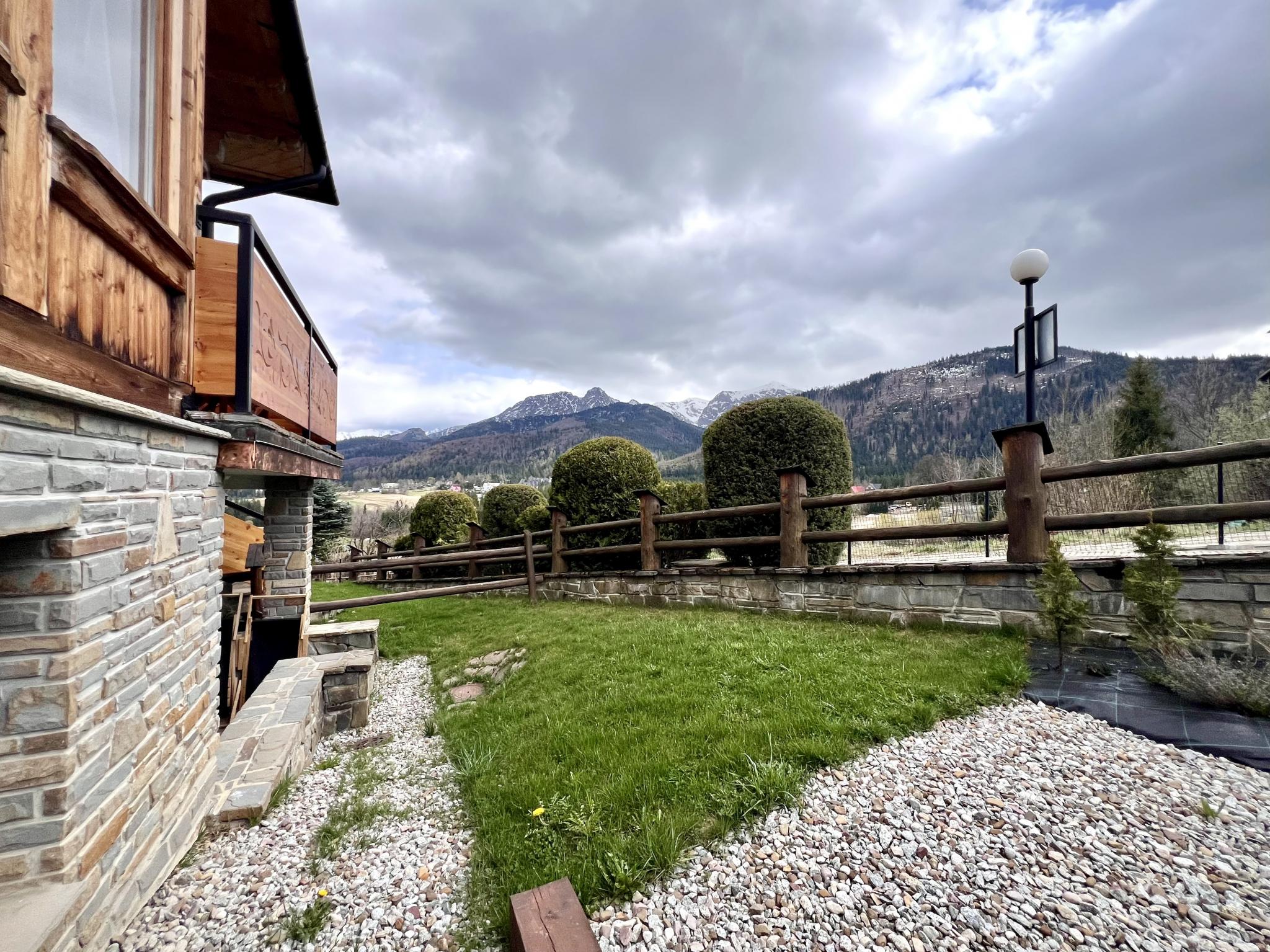 APARTAMENT PREMIUM | WIDOK NA TATRY | OGRÓD 30 M² | KOŚCIELISKO