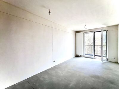 2-POKOJOWE MIESZKANIE 42 m² – BALKON – PODGÓRZE / ZABŁOCIE – TOP LOKALIZACJA