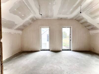 OSTATNI DOM WOLNOSTOJĄCY 140 m² – MNIKÓW, BLISKO KRAKOWA, POMPA CIEPŁA