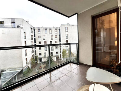 APARTAMENT 3 POKOJE | KLIMATYZACJA | GARAŻ | PODGÓRZE