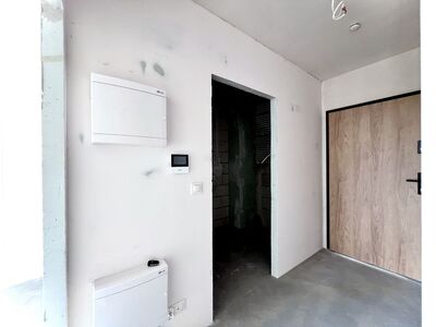 2-POKOJOWE MIESZKANIE 42 m² – BALKON – PODGÓRZE / ZABŁOCIE – TOP LOKALIZACJA