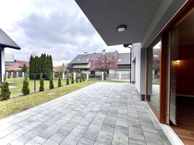 KOMFORTOWY DOM DLA RODZINY | OGRÓD + TARAS 40 m² | 15 MIN DO KRAKOWA | GARAŻ