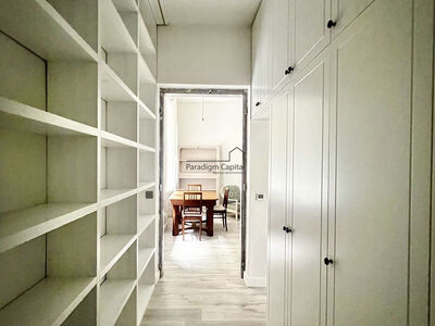 Kazimierz – 2-pokojowe mieszkanie 52 m² z oddzielną kuchnią i ogródkiem