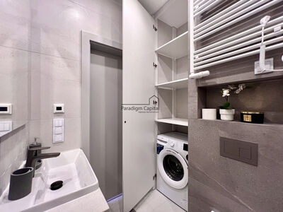 PIERWSZY NAJEM – 2 POKOJE, KLIMATYZACJA, DUŻY TARAS – CIESZYŃSKA 9, KROWODRZA