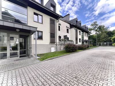 KAMERALNE 2 POKOJE | BALKON 10 m² | GARAŻ | ZIELEŃ I CISZA