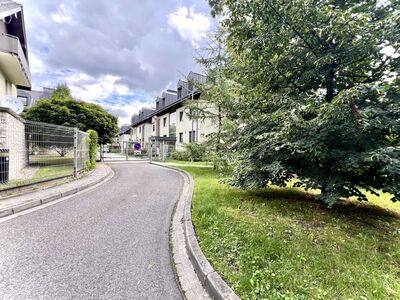 Wyjątkowe, kameralne mieszkanie z balkonem 10 m² – Kraków, zieleń, cisza