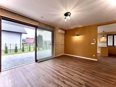 KOMFORTOWY DOM DLA RODZINY | OGRÓD + TARAS 40 m² | 15 MIN DO KRAKOWA | GARAŻ