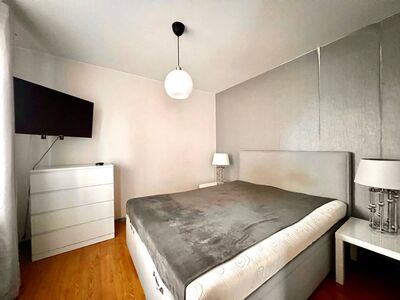 Mieszkanie 30 m² na wynajem – Kraków Krowodrza, duży taras, parking