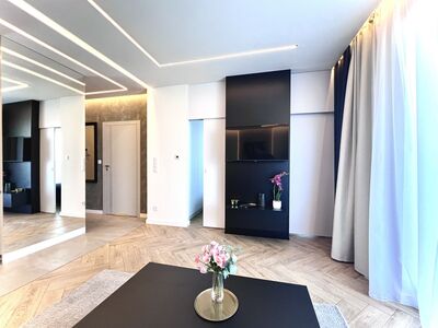 PIERWSZY NAJEM – 2 POKOJE, KLIMATYZACJA, DUŻY TARAS – CIESZYŃSKA 9, KROWODRZA