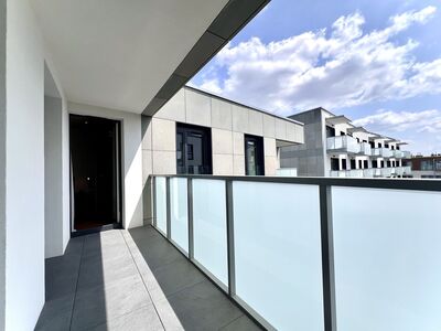 STYLOWY 3-POKOJOWY APARTAMENT Z BALKONEM, KLIMATYZACJĄ I GARAŻEM – CIESZYŃSKA 9,