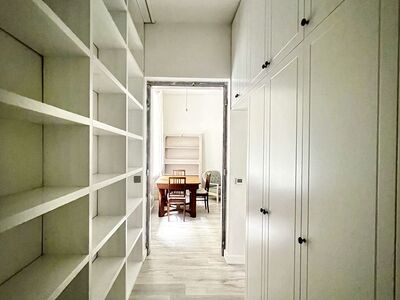 Kazimierz – 2-pokojowe mieszkanie 52 m² z oddzielną kuchnią i ogródkiem