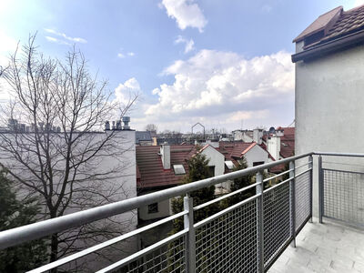 Dom 125 m² na wynajem – Kraków Podgórze – garaż, ogródek